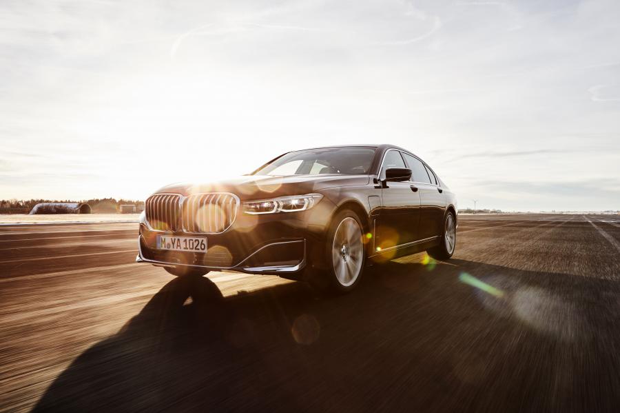  BMW 745Le (G12) 2019 года  (WW) (фото 4 из 47)
